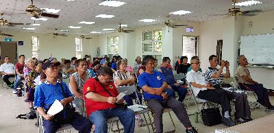 紅葉部落族人認真學習情形--將另開視窗看原圖