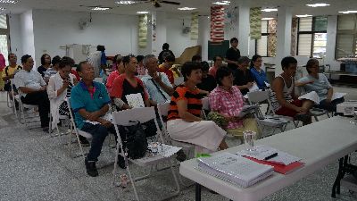 見晴部落族人上課認真聆聽情形--將另開視窗看原圖