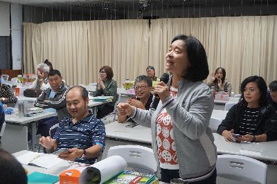 上課時學員與講師互動熱烈--將另開視窗看原圖