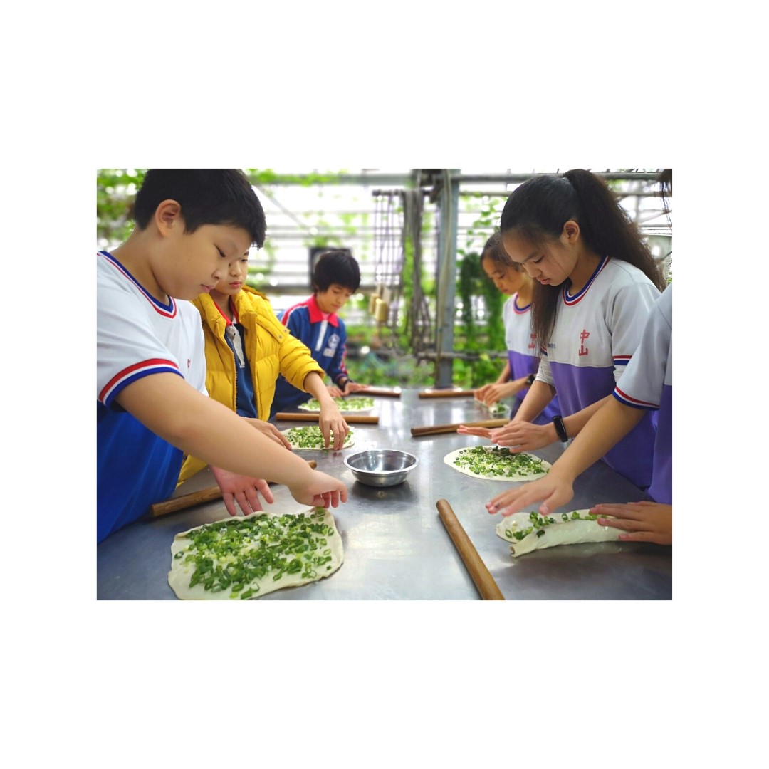 官老爺休閒農場推出加碼券套裝方案，自己動手做的更美味(圖片由官老爺休閒農場提供)