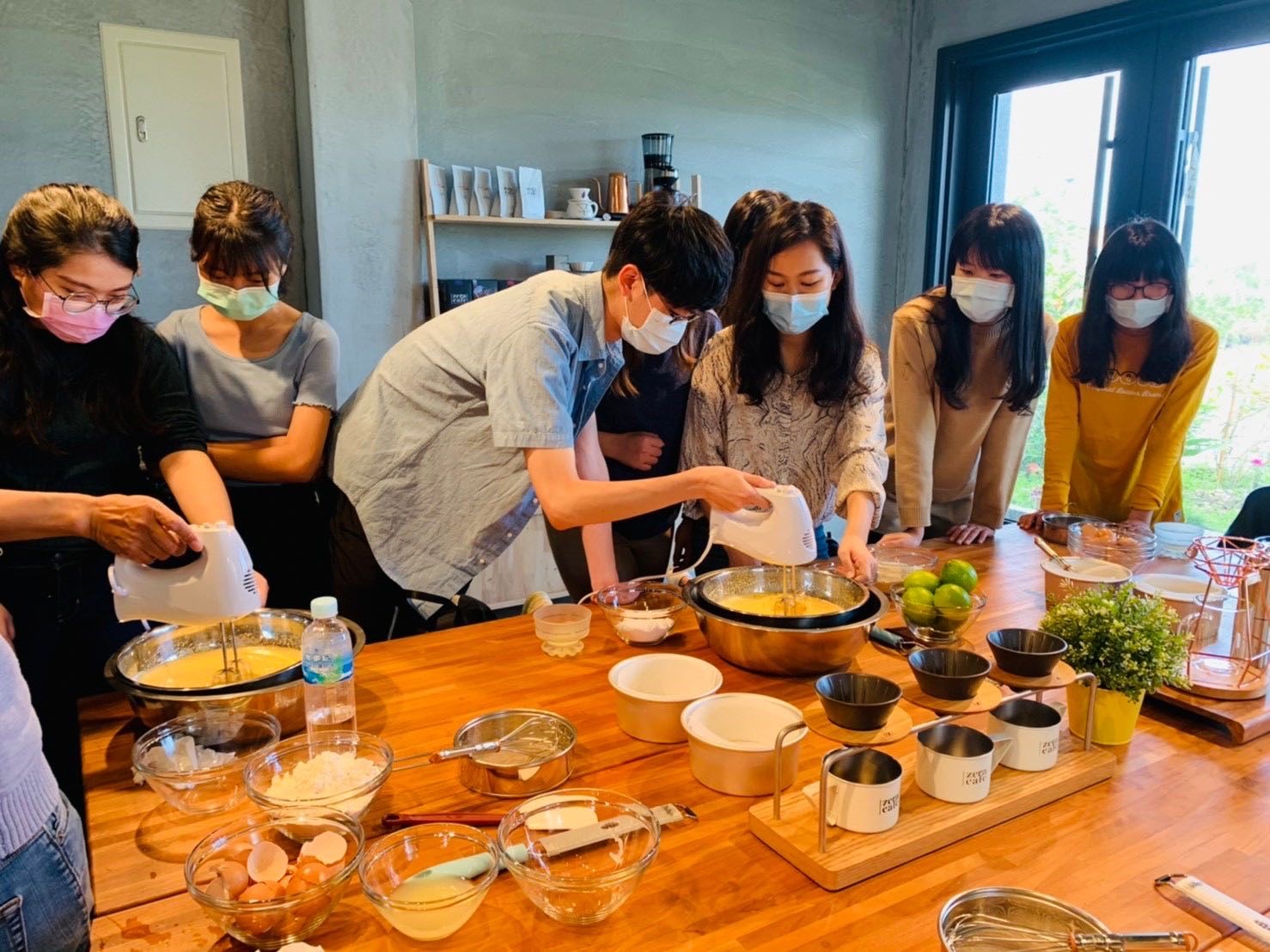 彌勒有機果園推出檸檬老奶奶蛋糕及精品咖啡品嚐(圖片由彌勒有機果園提供)