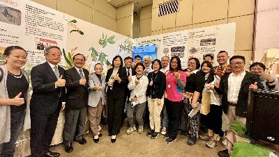 委員們對本場的研究都表示肯定--將另開視窗看原圖