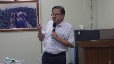 農糧署謝廉一技正介紹申請農作產銷設施容許使用法規實務--將另開視窗看原圖