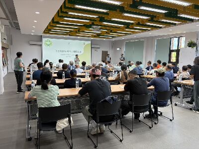 農友踴躍參與不整地栽培示範觀摩會--將另開視窗看原圖