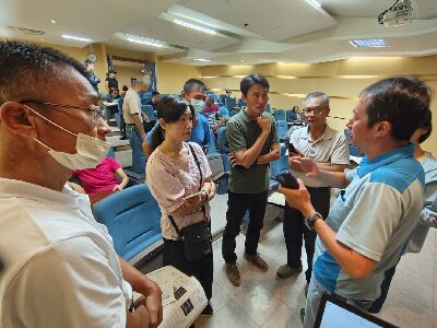 學員與講師互動相當熱絡--將另開視窗看原圖