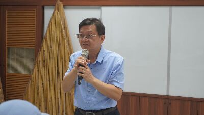 花蓮農改場楊大吉場長開訓致詞--將另開視窗看原圖