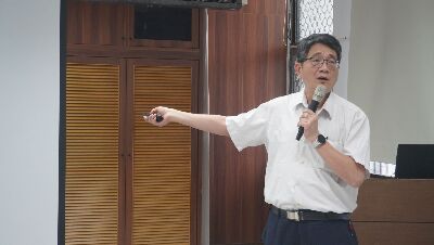 農業藥物試驗所謝奉家組長介紹適用於有機蔬菜病蟲害防治之生物農藥簡介與應用新趨勢--將另開視窗看原圖