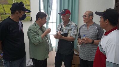 下課時族人與講師熱烈互動--將另開視窗看原圖