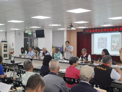 花蓮改良場楊大吉場長主持說明會--將另開視窗看原圖