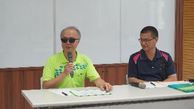花蓮農改場劉興榮科長主持結訓及綜合座談--將另開視窗看原圖