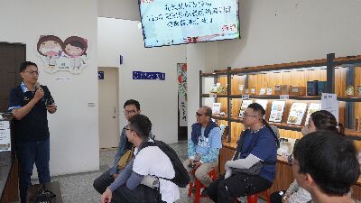 學員參訪吉安鄉農會保健作物加工廠--將另開視窗看原圖