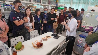 學員參訪慈濟大學USR教學研究中心農產品加工加值應用場域--將另開視窗看原圖