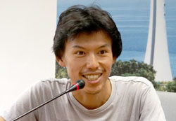 簡子倫關心保種議題，曾至印度及日本取經，返台後持續身體力行維護保種工作