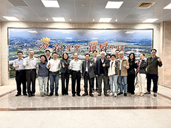 本本場參訪農業部位於屏東的農業科技園區 