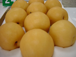 三星上將梨日前上市，可洽詢三星地區農會，電話：(03)989-3170