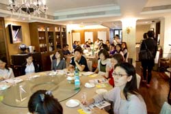 邀請包含學校及團膳營養師、餐飲業者及廚師，共同推廣糙米飲食