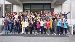 本場邀請學員回娘家，並安排地產地消、綠色休閒農產業等，讓學員了解未來農業趨勢